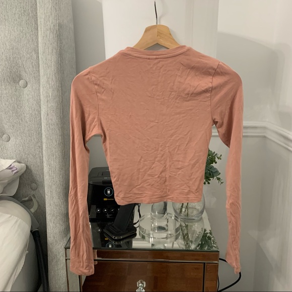 3/30$🤍 H&M | Powder pink twist effect longsleeve crop - Picture 4 of 5